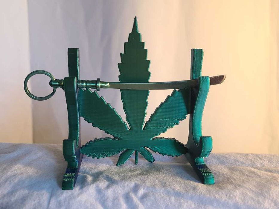 Стойка за поставки плюс други неща