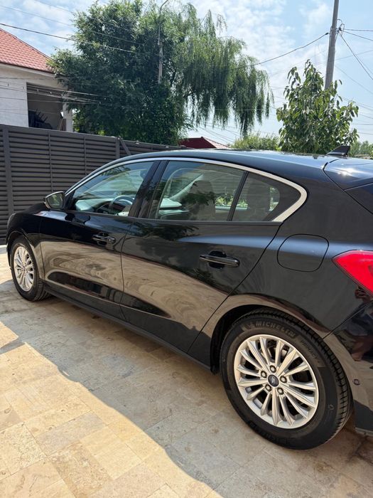 FORD Focus 2020 — imagine 2