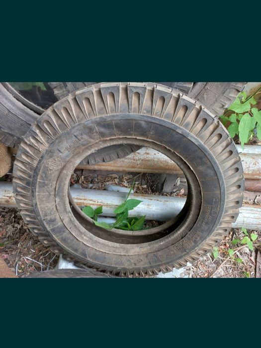 Продам болоны шины на трактор  итд