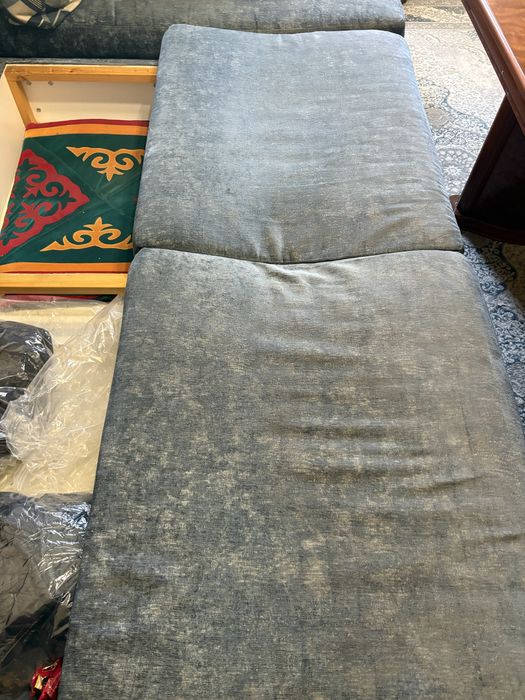 Продам угловой раскладной диван (б/у)