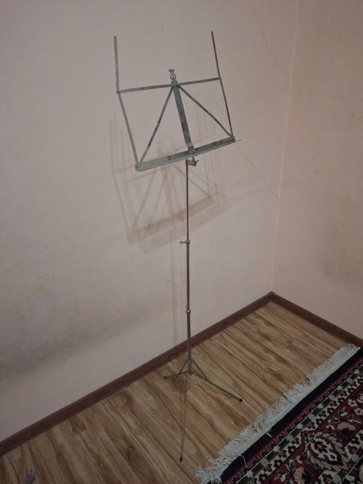 Складной пюпитр (подставка для нот)