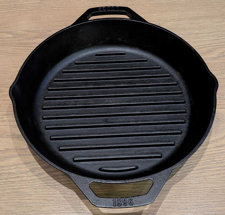 Чугунен грил тиган с две къси дръжки LODGE