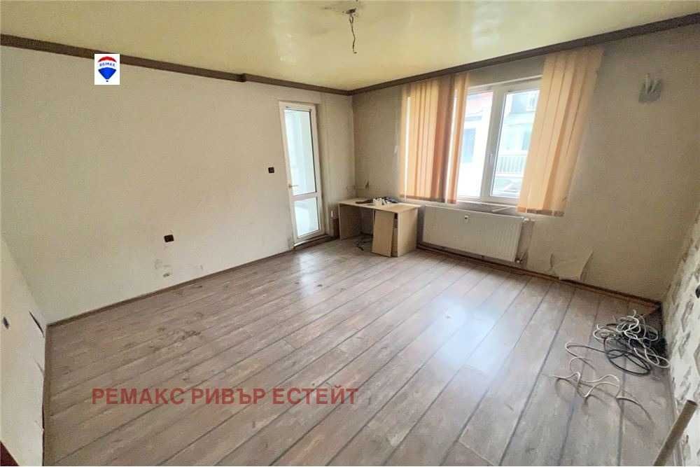 Продава се Мезонет в Русе, Център - 181 кв.м за 1226 €/кв.м - Снимка #4