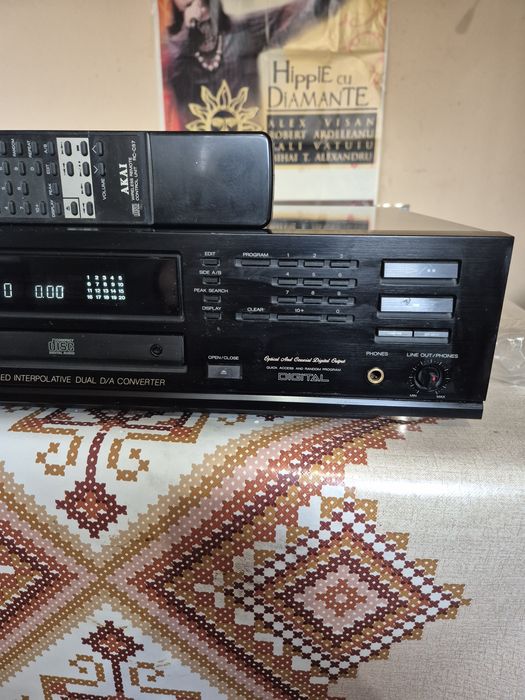 Akai CD 57 cu telecomanda sistem audio