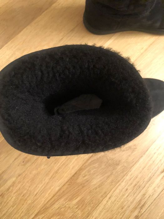 Продам зимние угги