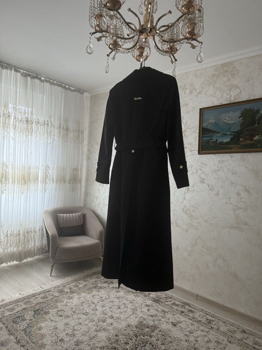 Palton Max Mara Nou cu eticheta