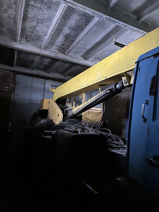 Срочно продаю автокран