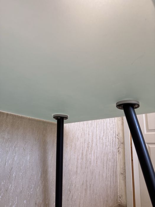 Стъклена маса с протектор