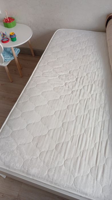 Продам кровать+матрас Калинка