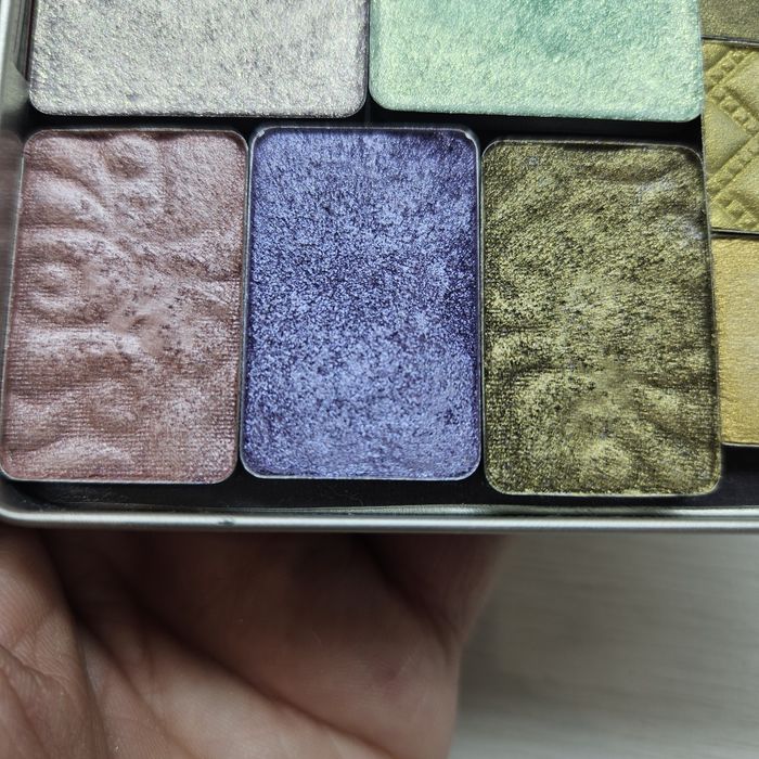 Тени для век Inglot