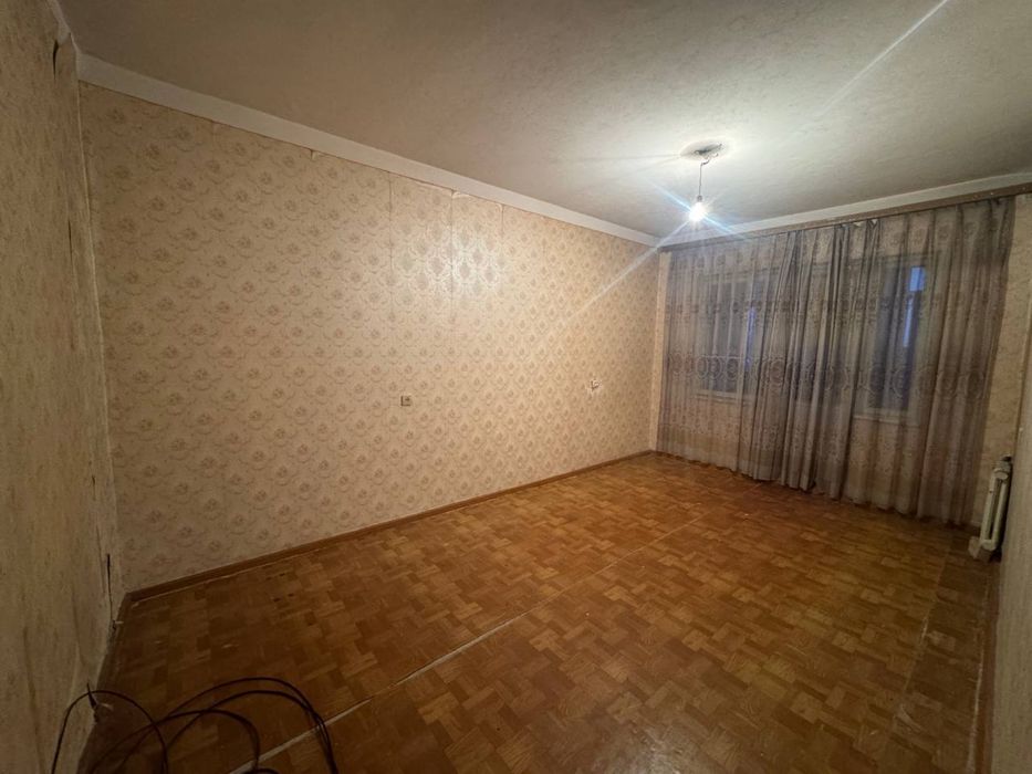 Аренда  ! Юнусабад-15  2/5/5  пустая