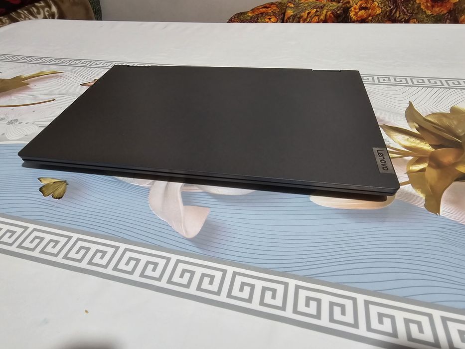 Lenovo flex 5 256/16 360°