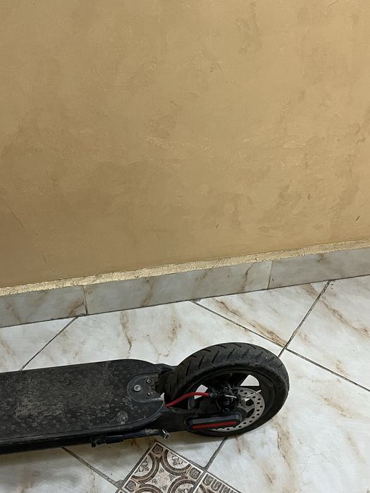 Электросамокат xiaomi m365 pro