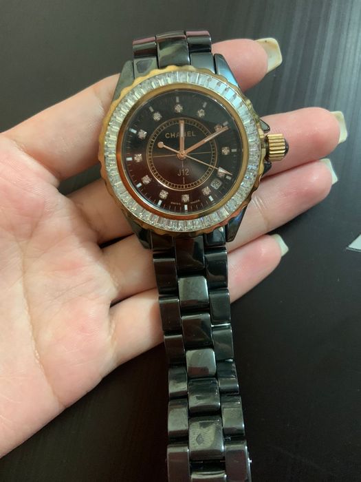 Женские часы Swarovski