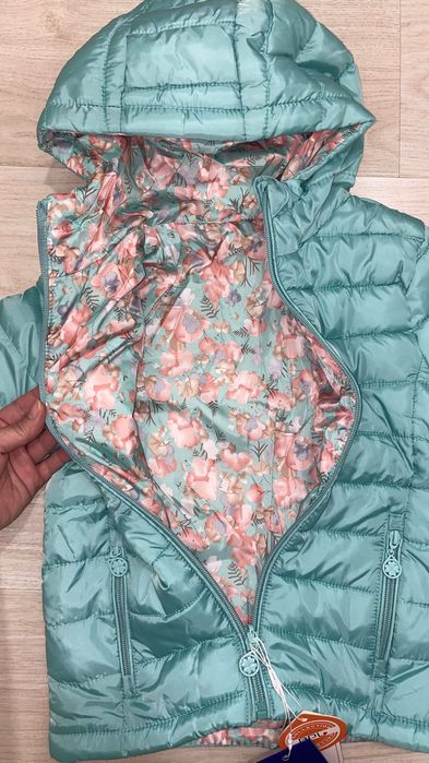 Курточки для девочек