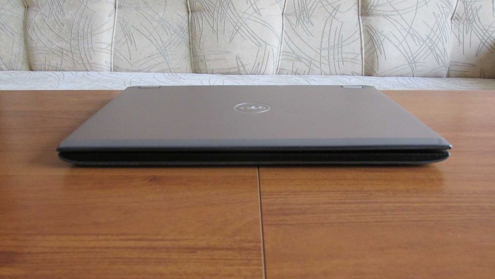 13.3 инча Dell с Intel i5,SSD+HDD