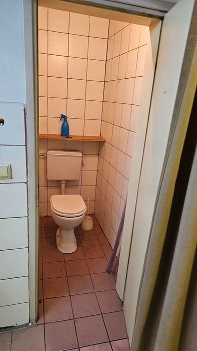 Дава се под наем Магазин в София, Център - 28 кв.м за 548.25 € - Снимка #2