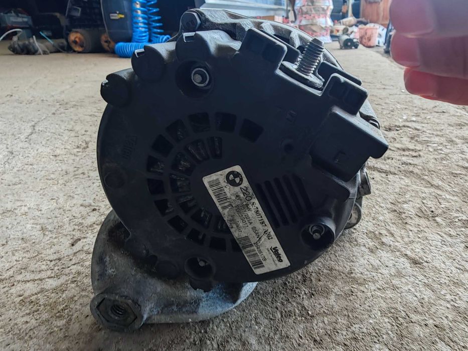 Алтернатор динамо 3.0 D BMW X5 E70 X6 E71 E72 F16 F86 N57 Н57