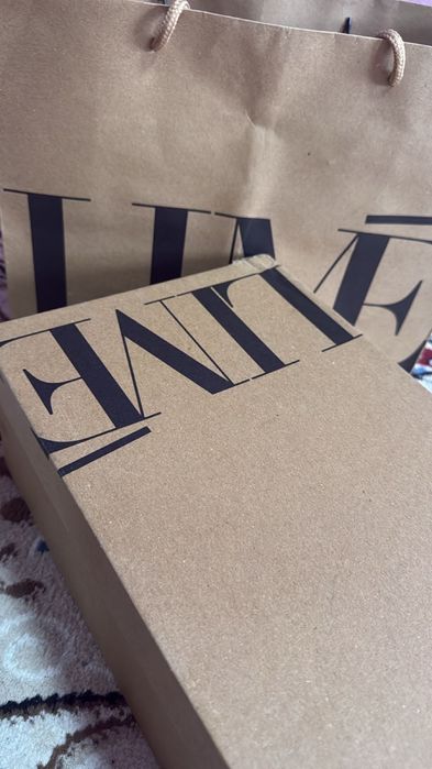 Продам кроссовки