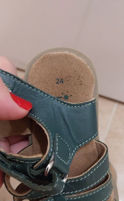 Детски кожени сандали 24
