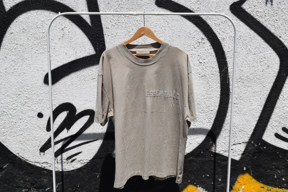 Essentials Fear of God Tee - 250 RON