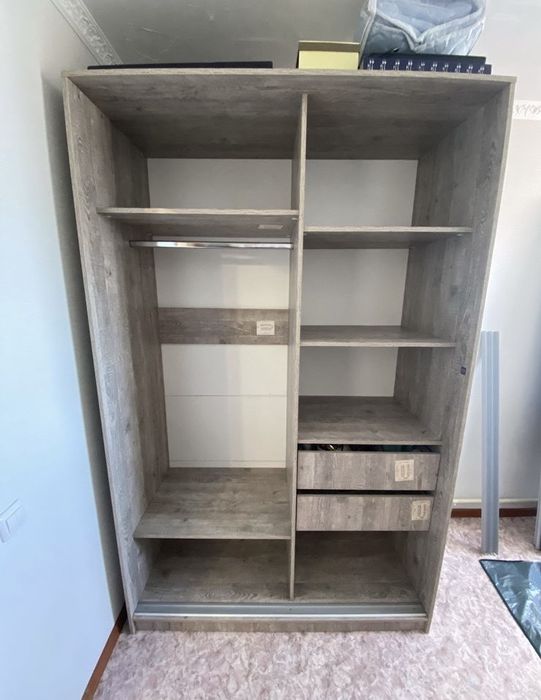 Хороший  шкаф для вещей