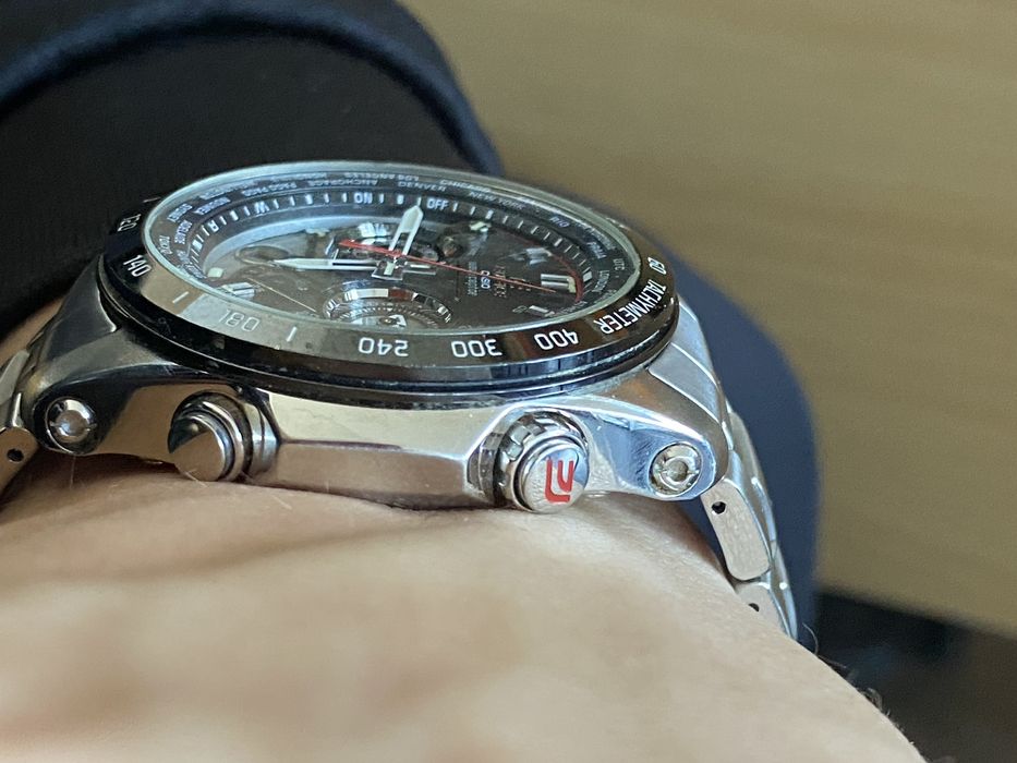 Часовник Casio ediface M1000DB