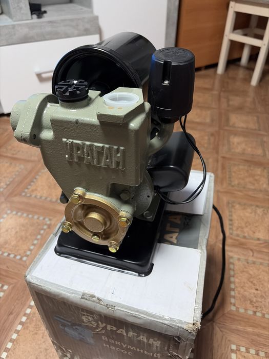 Вакуумный насос Ураган