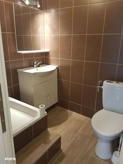 Apartament de închiriat – Zona Traian