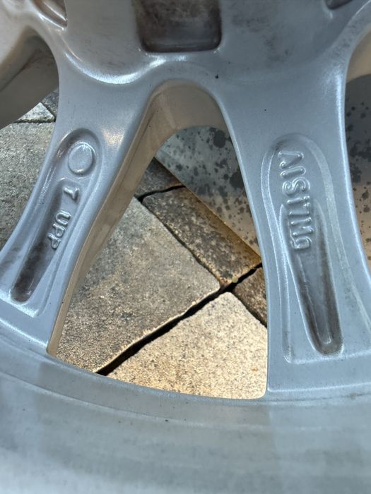 mercedes A205 оригинални 16 цола ET38 без Заварки 500лв комплект