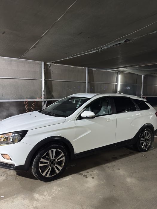 Lada vesta KROS 2019