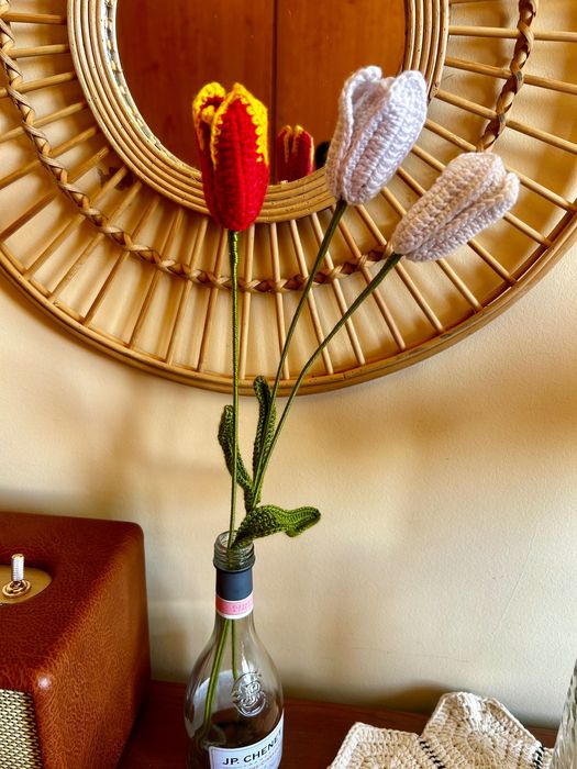 Ръчно Плетени Цветя (Подарък за Дама)