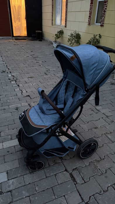 Продам детскую коляску