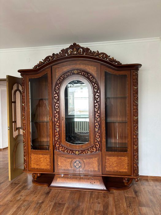 Сервант для посуды