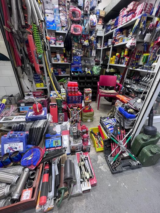 Бутик   ТРЦ Car city