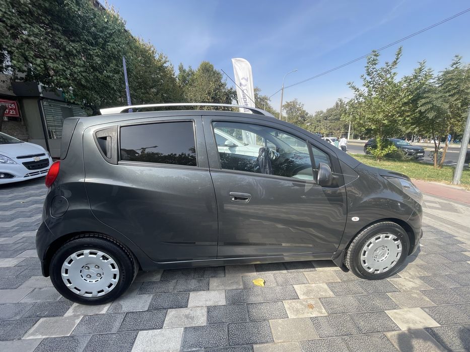Chevrolet Spark AT
