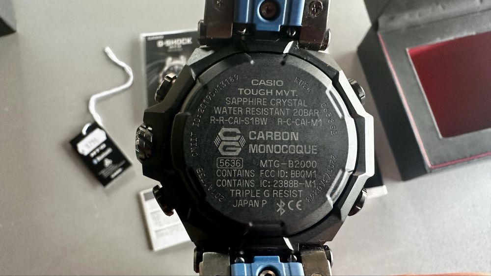 Часовник CASIO G-SHOCK MTG-B2000B-1A2ER Гаранция