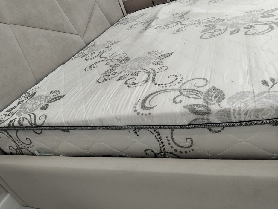 Продам матрас 180*200 , ортопедический