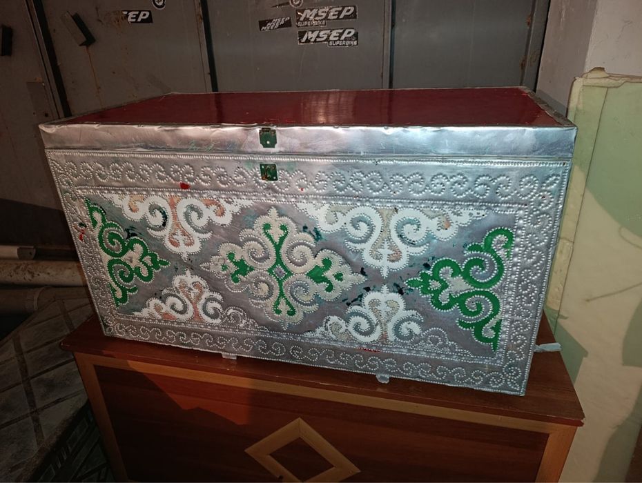 Сундук, сандық, мебель