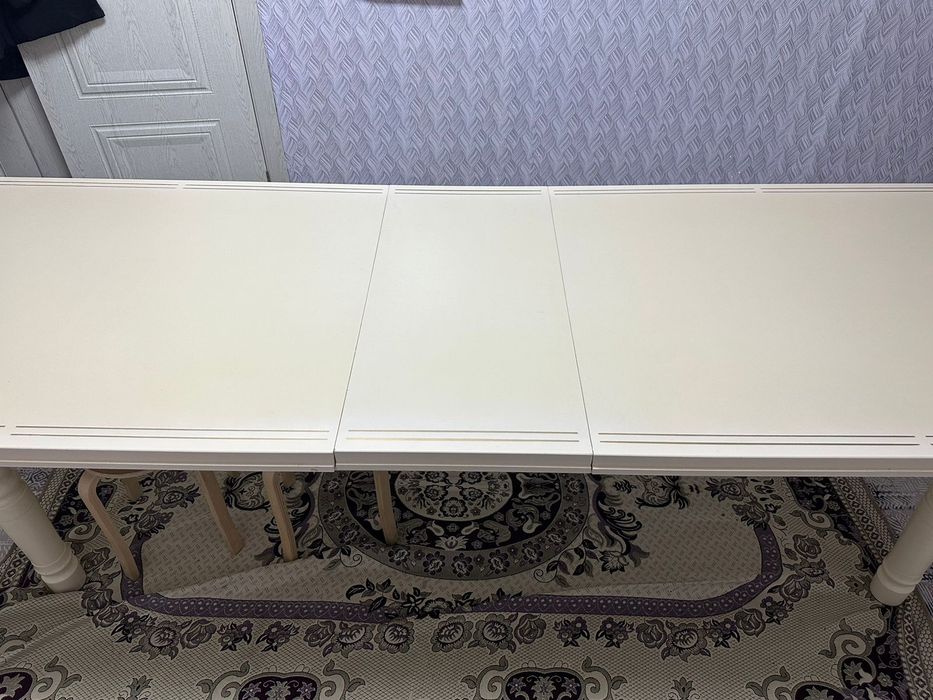 Продам стол и стулья