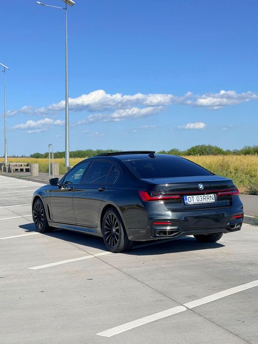BMW seria 7 G12 facelift / 740Li /