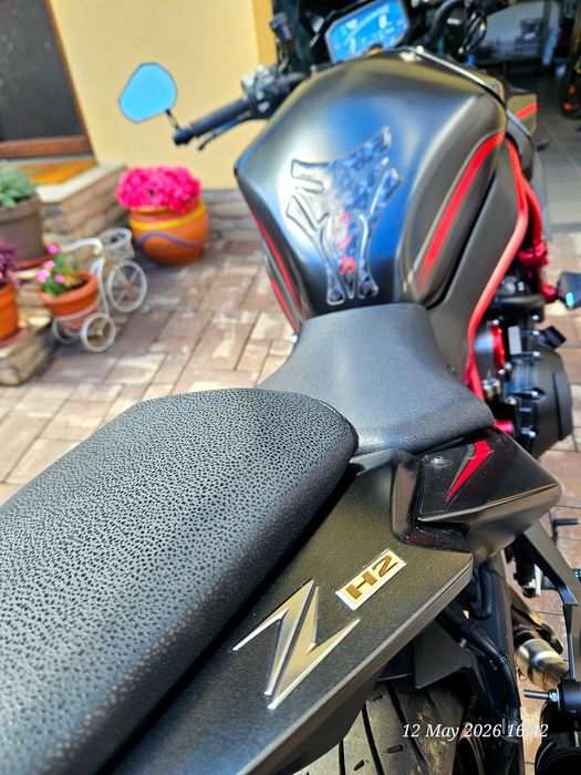 Kawasaki zH2 compresor