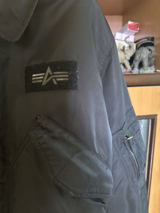 Якета/бомбър Alpha Industries и суичър