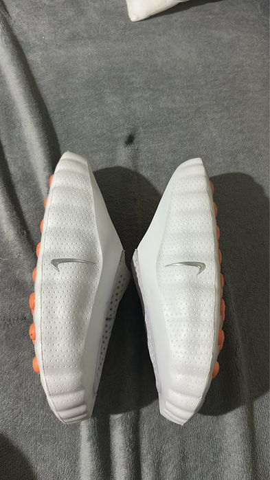 Slapi Nike Mind