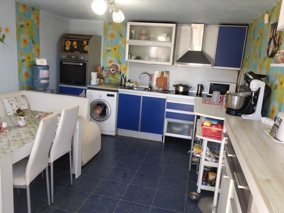 Продава се Къща в Варна, Галата - 286 кв.м за 997 €/кв.м - Снимка #2