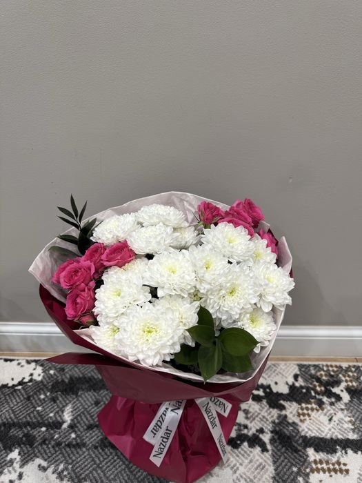 Продам букет свежий , сегодня подарили