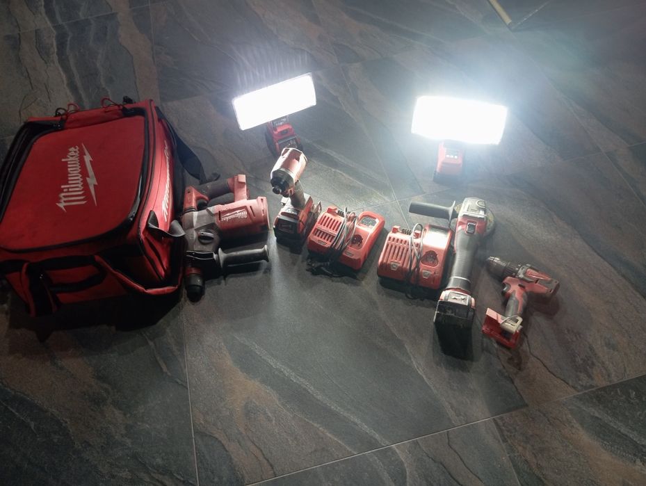 Set complet MILWAUKES