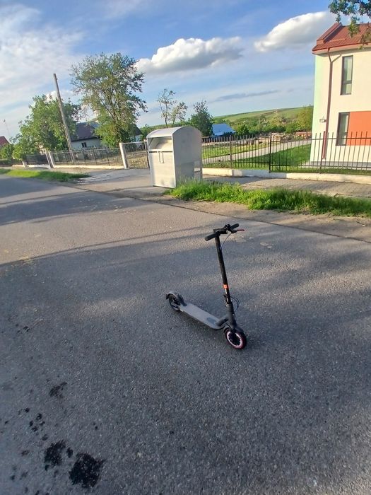 Trotineta de pese sau întriga
