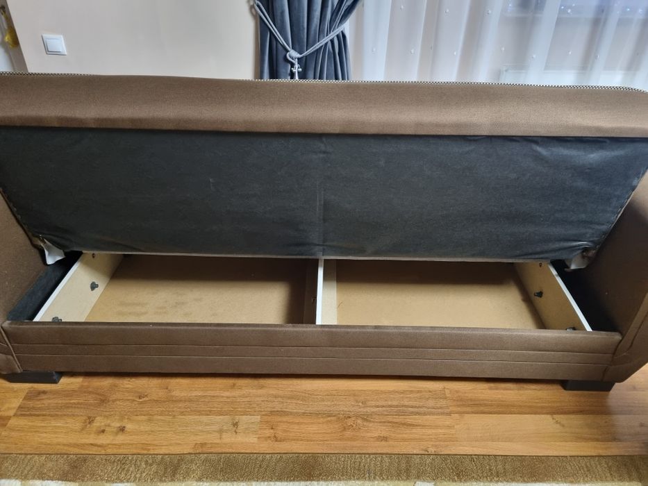 Set canapea cu fotoliu