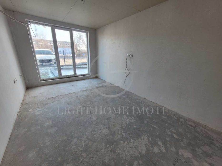 Продава се Тристаен апартамент в Пловдив, Остромила - 124 кв.м за 823 €/кв.м - Снимка #5